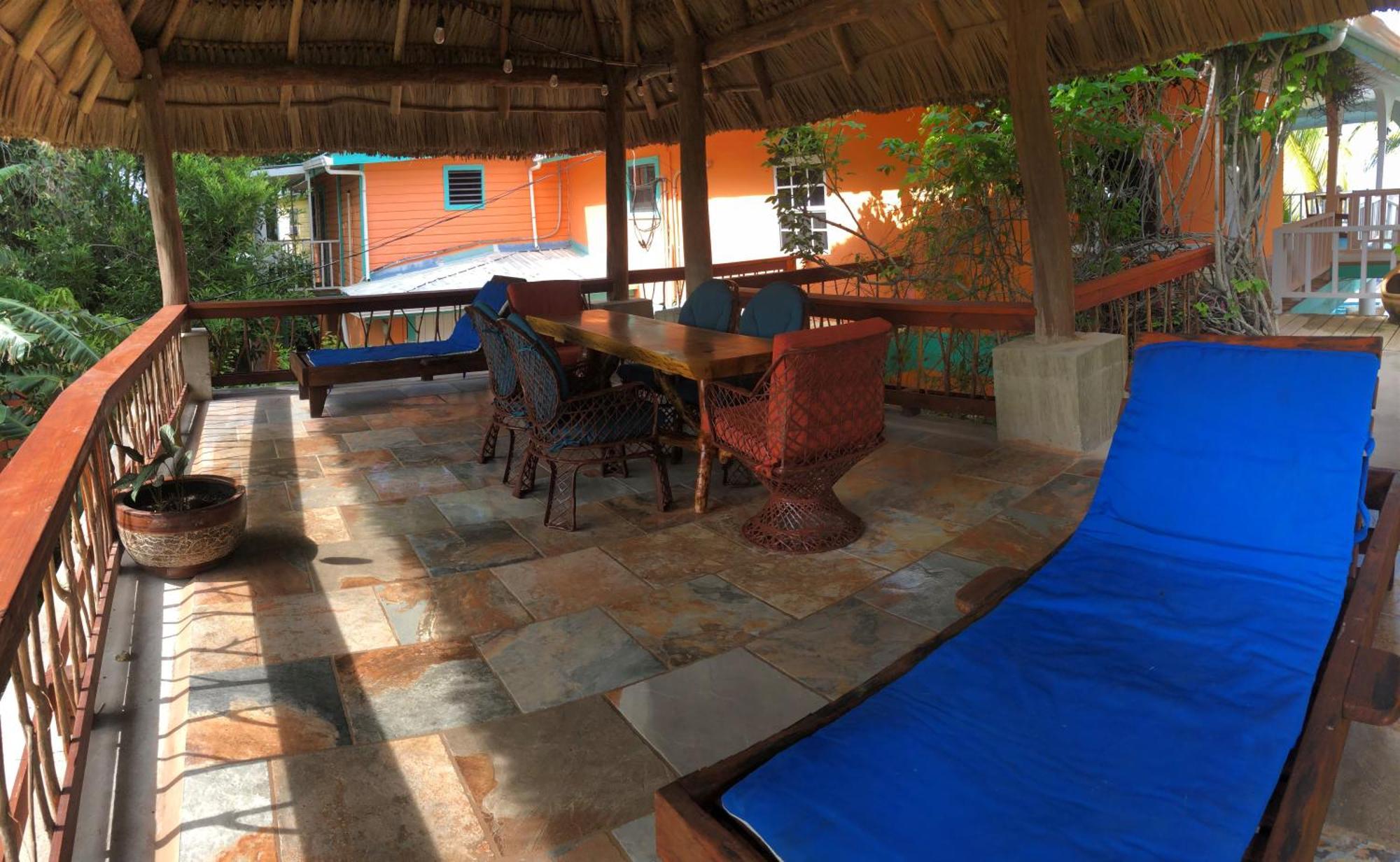 Coral Cove Inn Maya Beach Zewnętrze zdjęcie